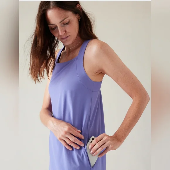 NWT Athleta Arrival Maxi Dress - Medium - Picture 2 of 3